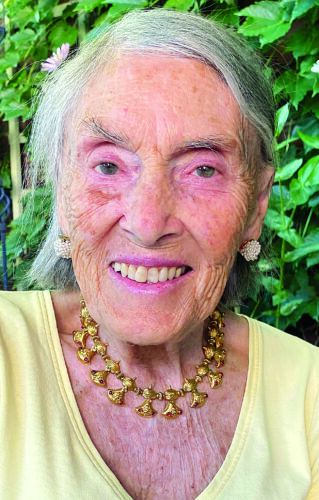BETTY WOODS "SNOOKIE" NUTTING